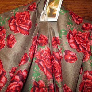 Hopeless Romantic/Victorian Trading/ Shawl/Scarf